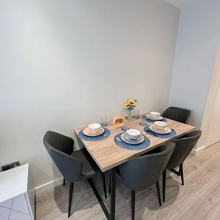 Chic 1-Bedroom Flat In Elephant & Castle, Near The Shard Londres Exterior foto