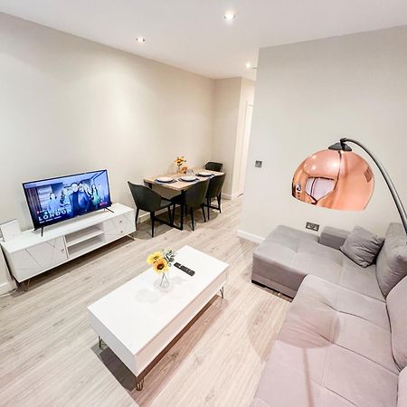 Chic 1-Bedroom Flat In Elephant & Castle, Near The Shard Londres Exterior foto