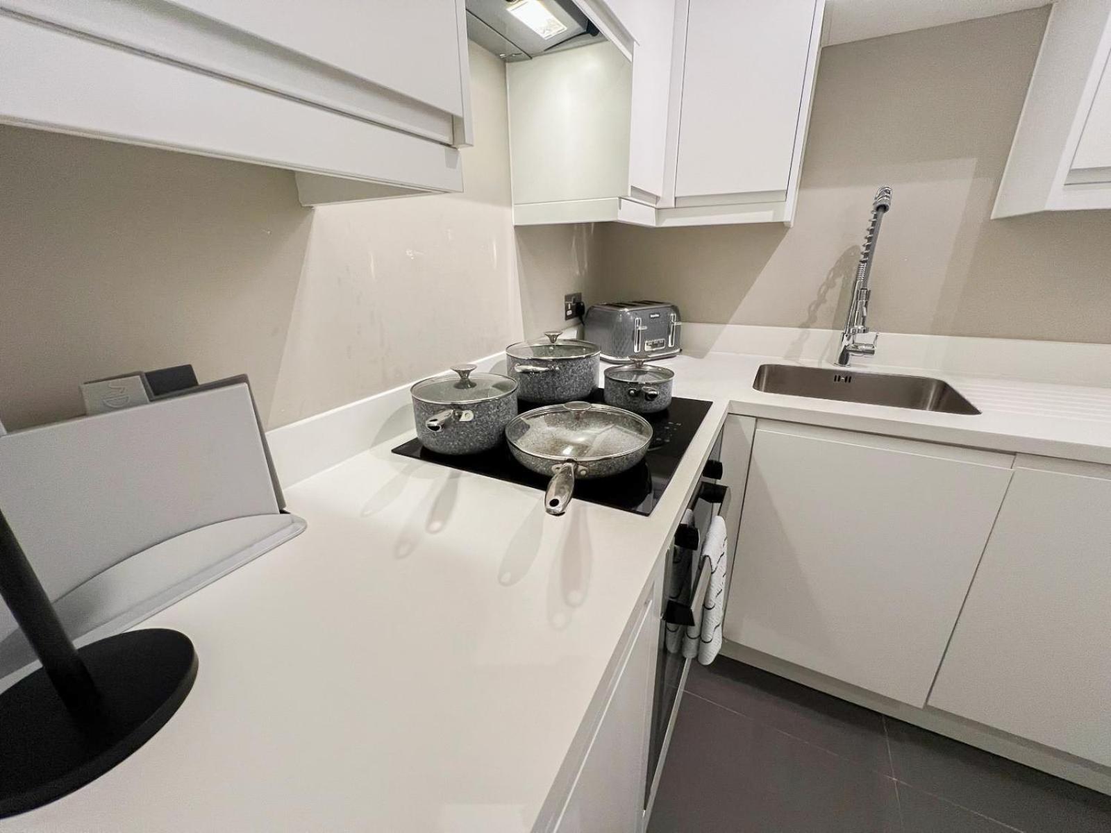 Chic 1-Bedroom Flat In Elephant & Castle, Near The Shard Londres Exterior foto
